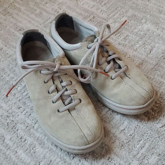 Dansko | Brandi T Leather Sneakers - Picture 1 of 7